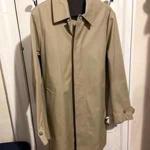 Vince trench coat never worn.